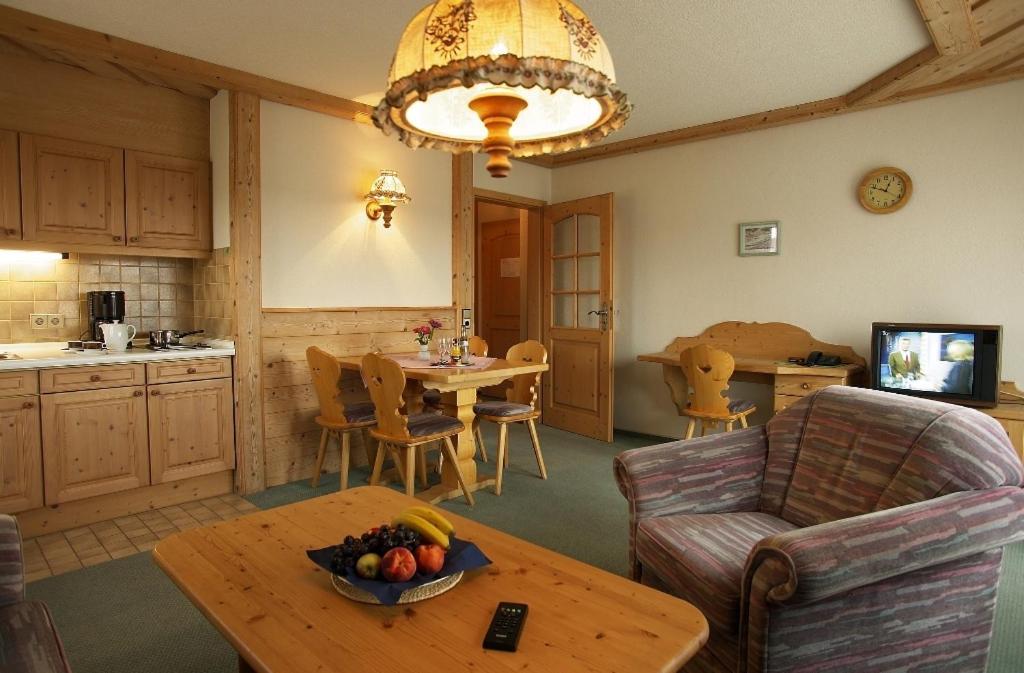 Landgasthof Loewen Neubulach 部屋 写真